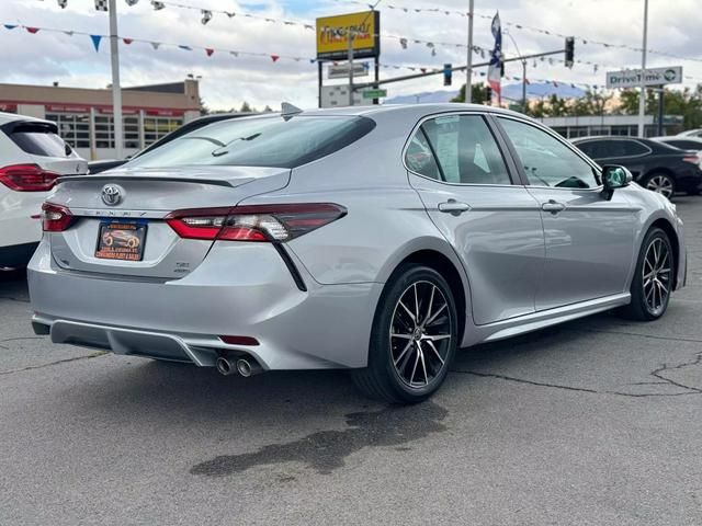 2021 Toyota Camry SE