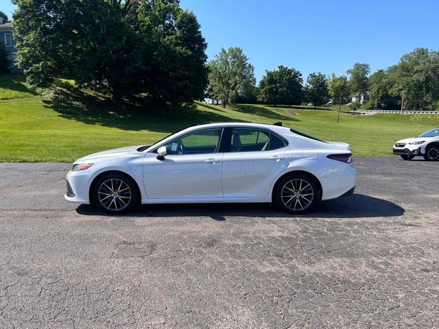 2021 Toyota Camry XLE