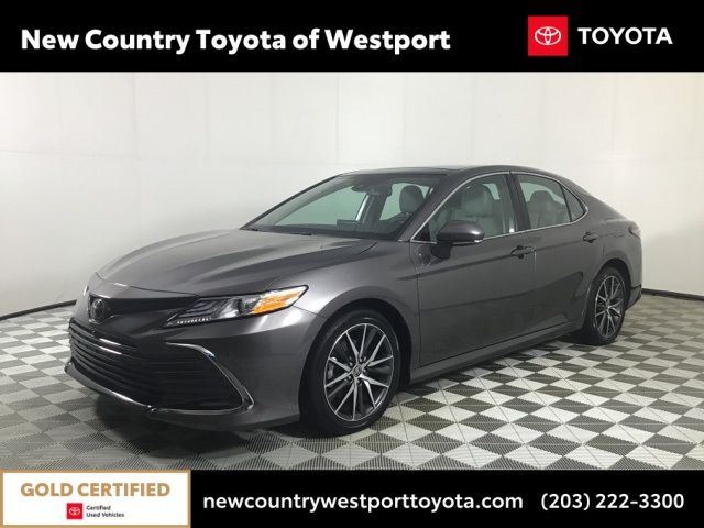 2021 Toyota Camry XLE V6