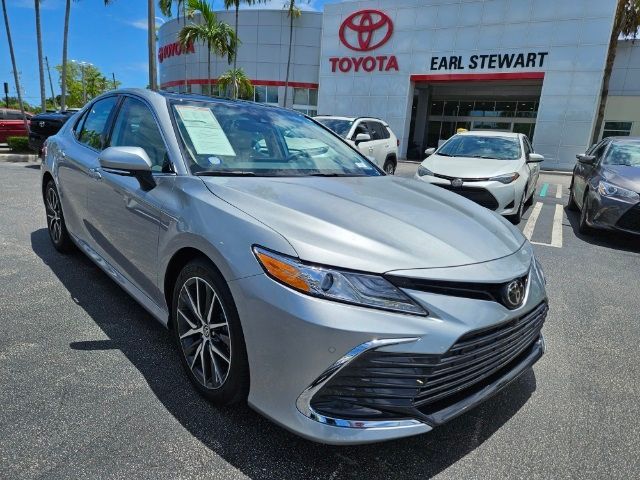 2021 Toyota Camry XLE V6