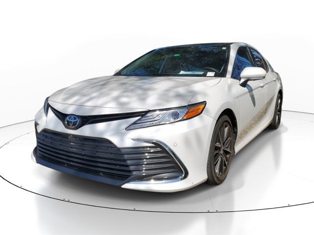 2021 Toyota Camry XLE V6