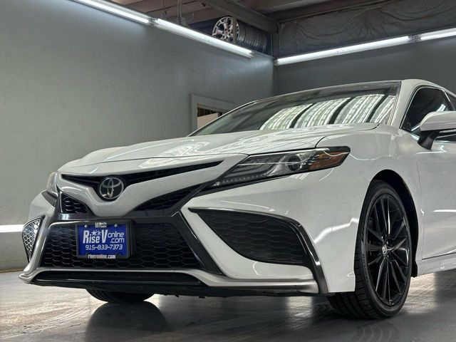 2021 Toyota Camry XSE V6