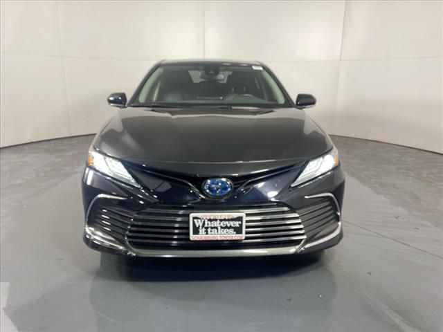 2021 Toyota Camry Hybrid XLE