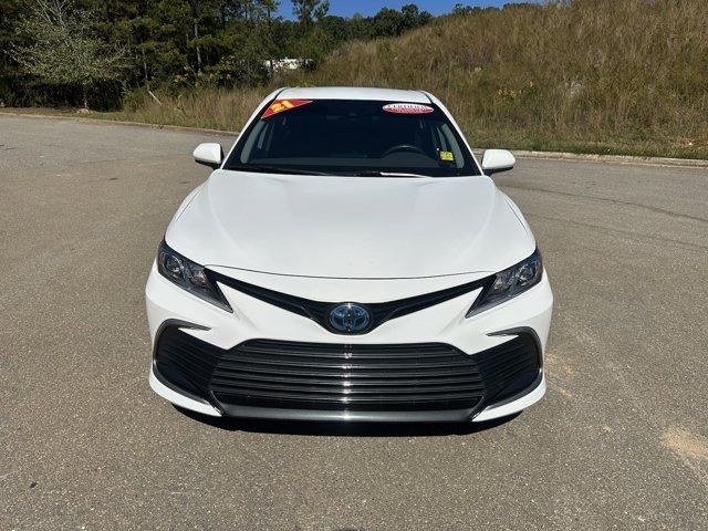 2021 Toyota Camry Hybrid LE