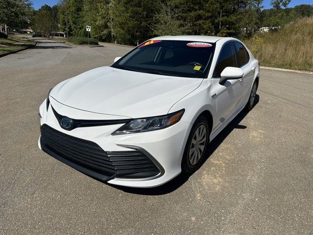 2021 Toyota Camry Hybrid LE