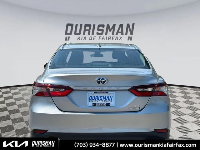 2021 Toyota Camry Hybrid LE