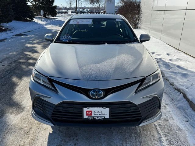 2021 Toyota Camry Hybrid LE