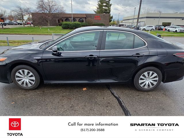 2021 Toyota Camry Hybrid LE