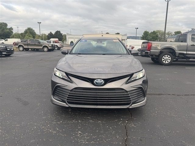 2021 Toyota Camry Hybrid LE