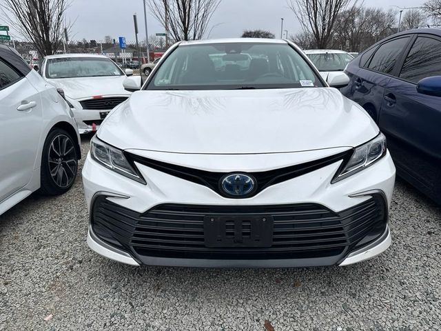 2021 Toyota Camry Hybrid LE