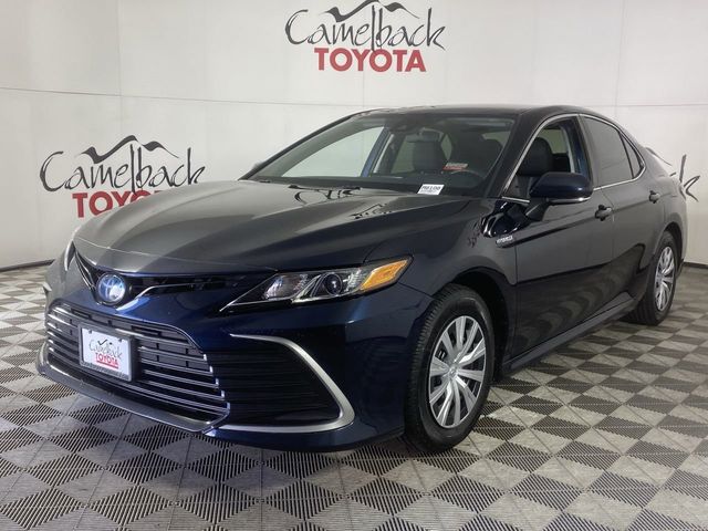 2021 Toyota Camry Hybrid LE