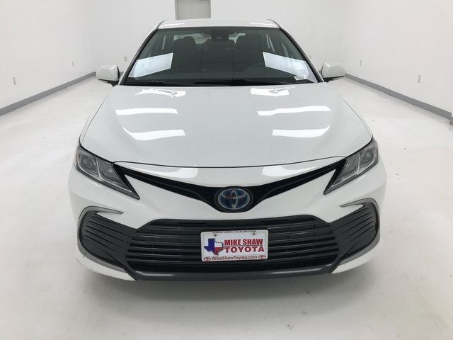 2021 Toyota Camry Hybrid LE