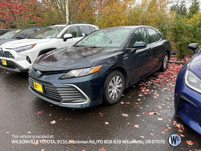 2021 Toyota Camry Hybrid LE