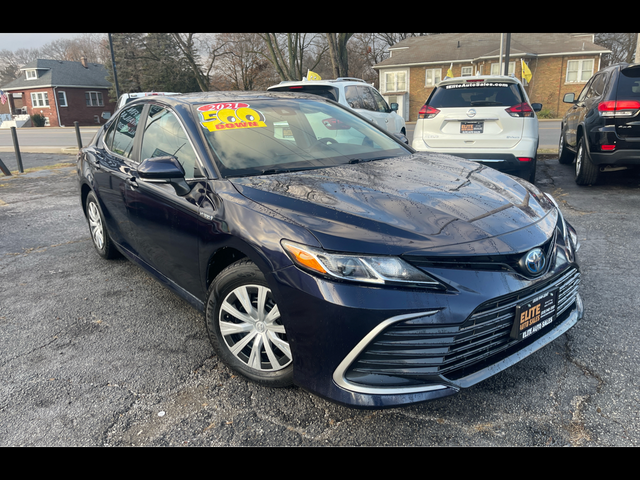 2021 Toyota Camry Hybrid LE