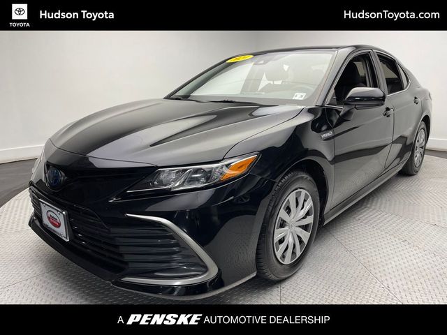 2021 Toyota Camry Hybrid LE