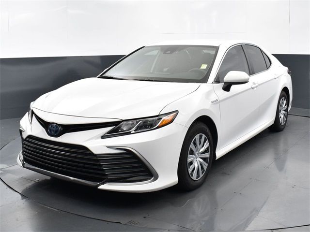 2021 Toyota Camry Hybrid LE