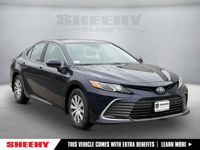 2021 Toyota Camry Hybrid LE