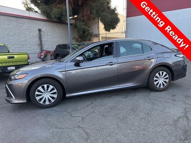 2021 Toyota Camry Hybrid LE