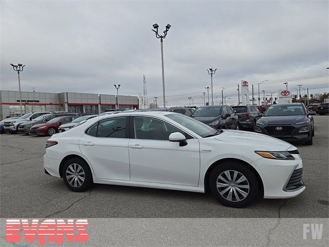 2021 Toyota Camry Hybrid LE