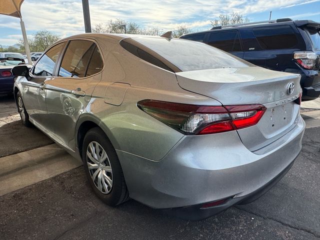 2021 Toyota Camry Hybrid LE