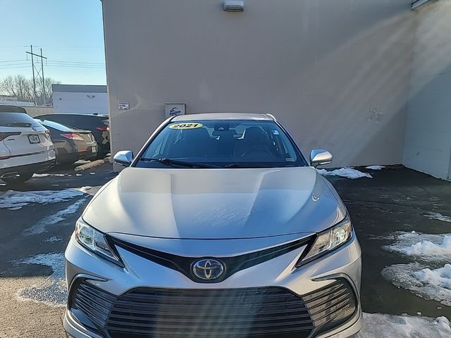 2021 Toyota Camry Hybrid LE