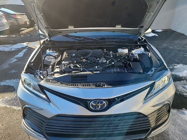 2021 Toyota Camry Hybrid LE