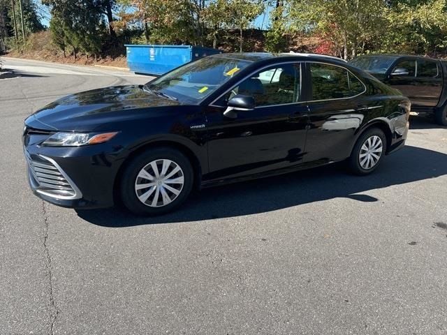 2021 Toyota Camry Hybrid LE