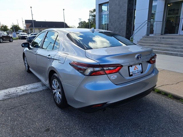 2021 Toyota Camry Hybrid LE