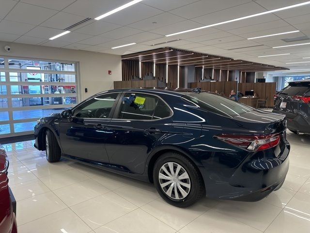 2021 Toyota Camry Hybrid LE