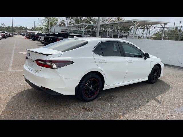 2021 Toyota Camry Hybrid LE