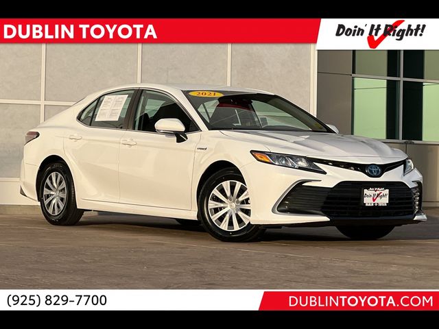 2021 Toyota Camry Hybrid LE