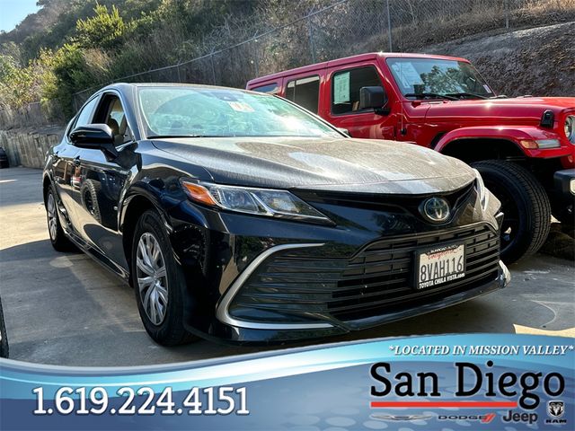 2021 Toyota Camry Hybrid LE