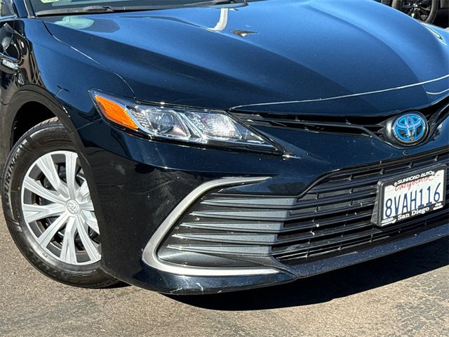 2021 Toyota Camry Hybrid LE