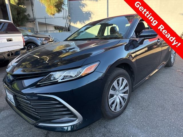 2021 Toyota Camry Hybrid LE