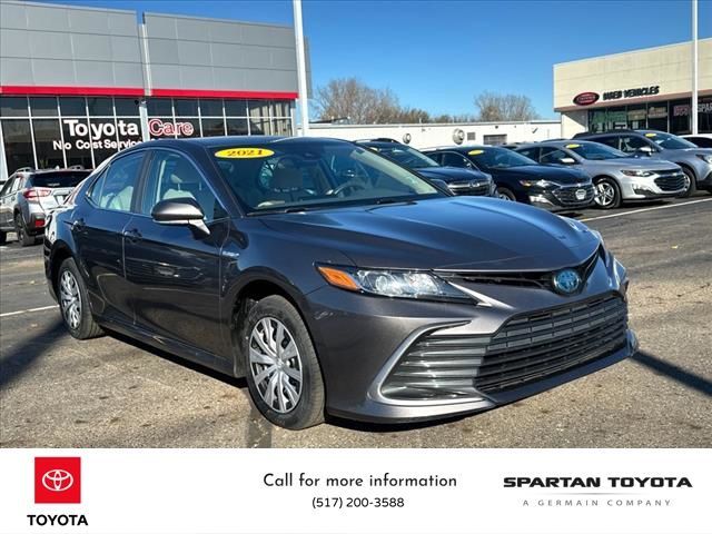 2021 Toyota Camry Hybrid LE