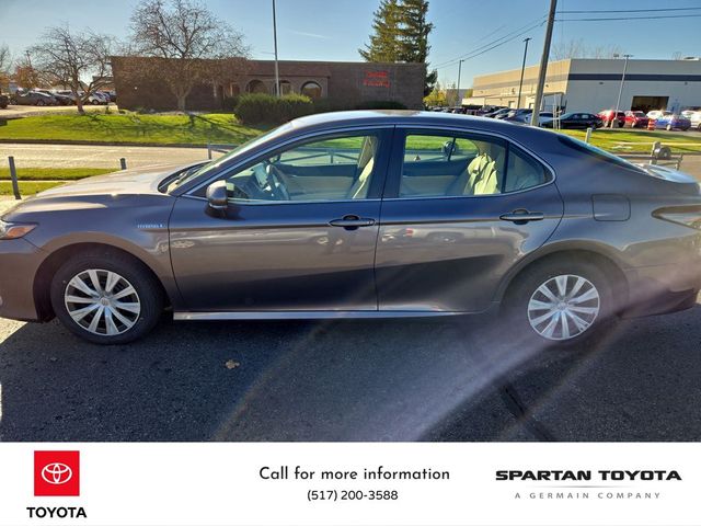 2021 Toyota Camry Hybrid LE