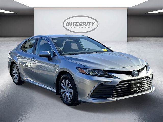 2021 Toyota Camry Hybrid LE