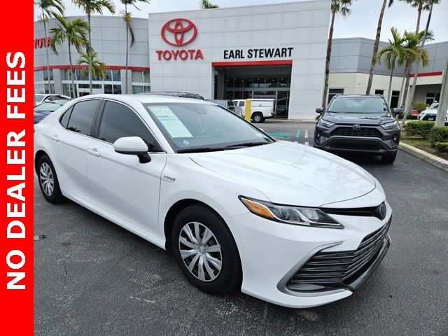 2021 Toyota Camry Hybrid LE