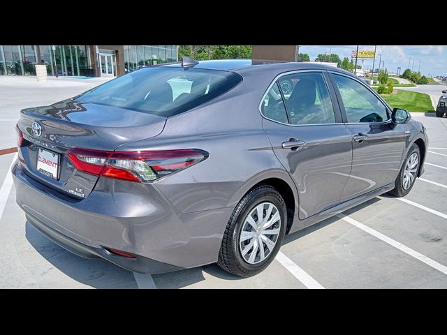 2021 Toyota Camry Hybrid LE