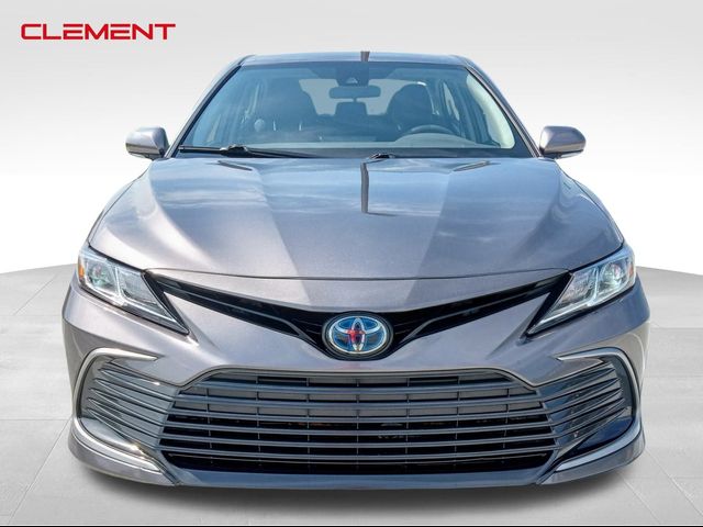 2021 Toyota Camry Hybrid LE