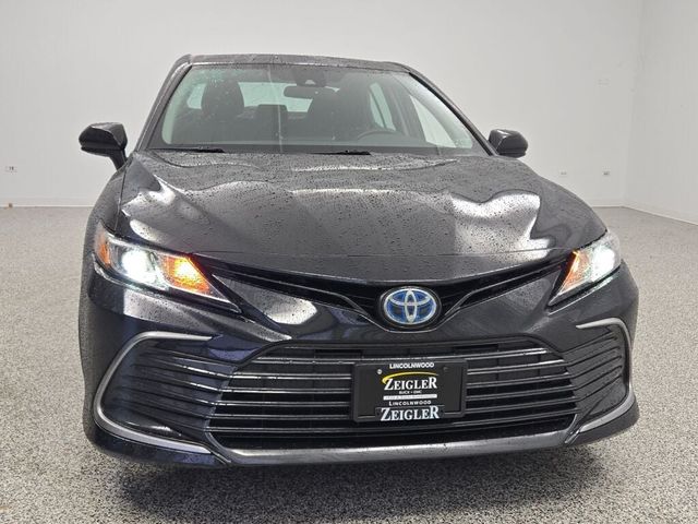 2021 Toyota Camry Hybrid LE