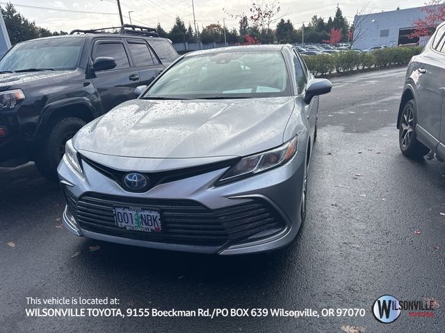 2021 Toyota Camry Hybrid LE