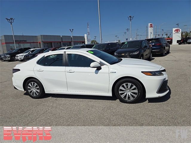 2021 Toyota Camry Hybrid LE