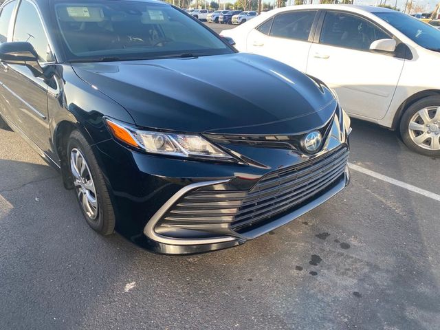 2021 Toyota Camry Hybrid LE