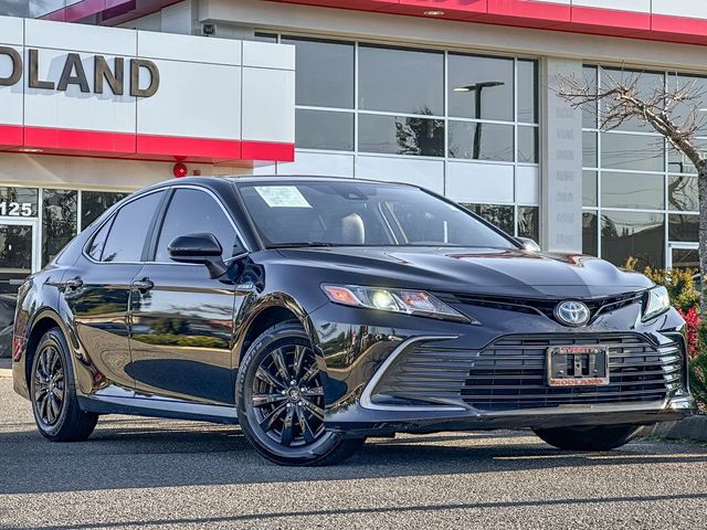 2021 Toyota Camry Hybrid LE