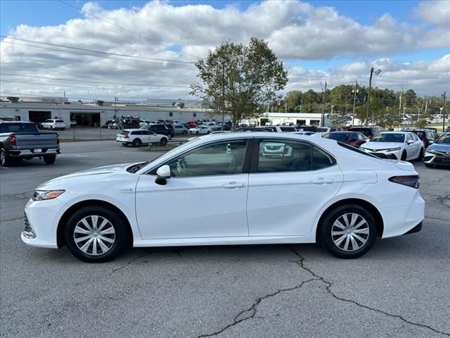 2021 Toyota Camry Hybrid LE