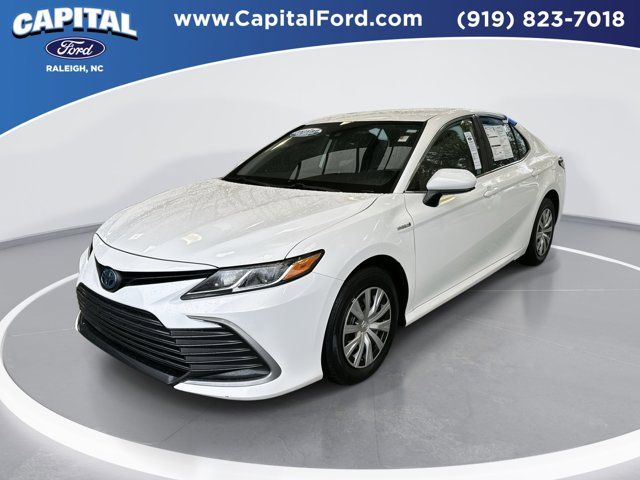 2021 Toyota Camry Hybrid LE