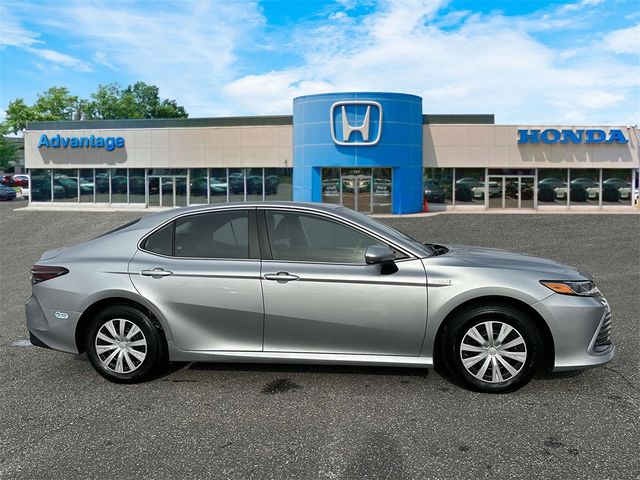 2021 Toyota Camry Hybrid LE