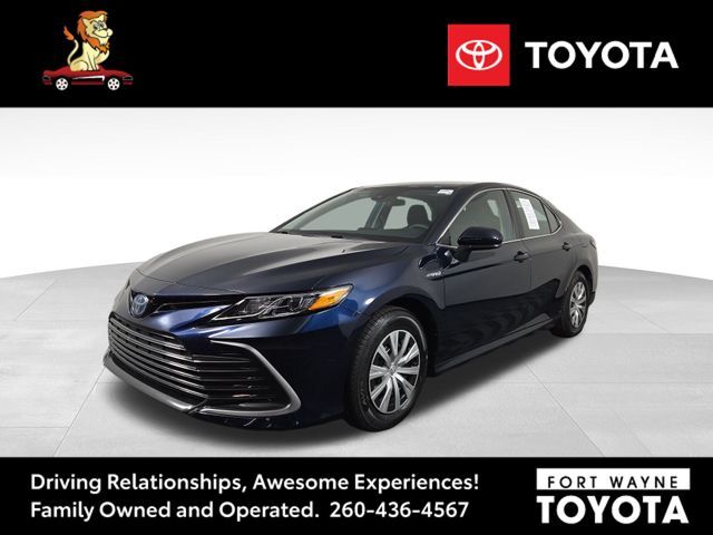 2021 Toyota Camry Hybrid LE