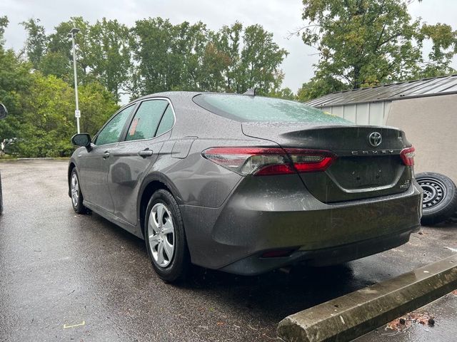 2021 Toyota Camry Hybrid LE